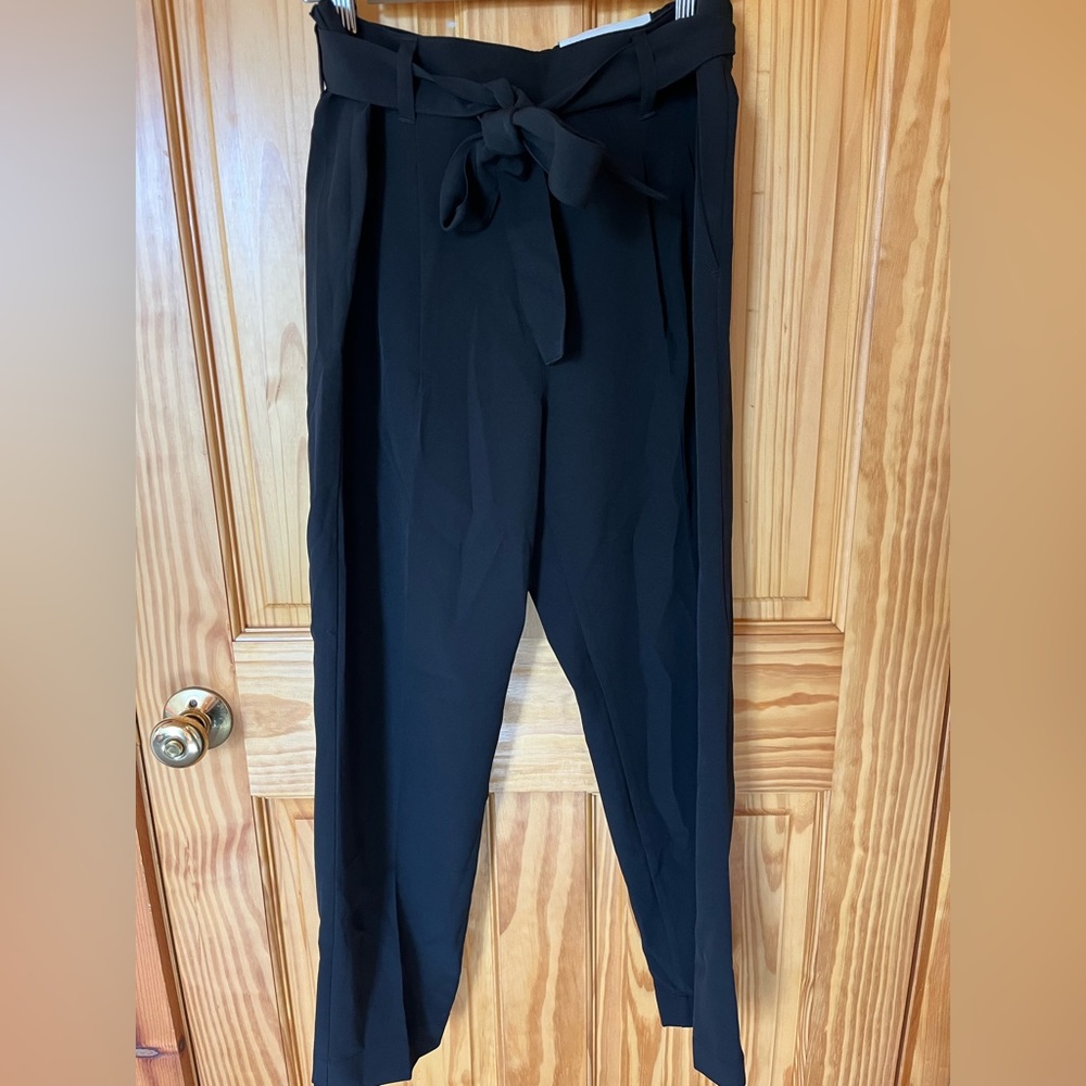 NWT • Ann Taylor LOFT Tie-waist Tapered Leg Black Pants • M